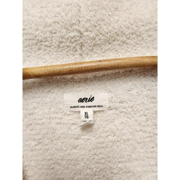 Aerie Textured Knit Boyfriend Cardigan Cream Ivory Button Front Pockets Size XLG - Picture 3 of 5